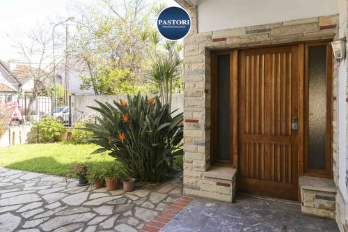 Imagen 5 de 26 de Venta Urgente Ph Tipo Casa En Pb. Con Jardín Y Cochera!!!
