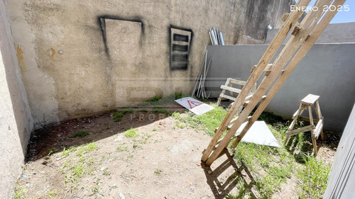 Triplex 3 Dormitorios A Estrenar Venta - Munro