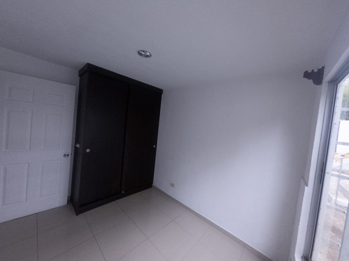 Imagen 7 de 10 de Edificio De Apartamentos