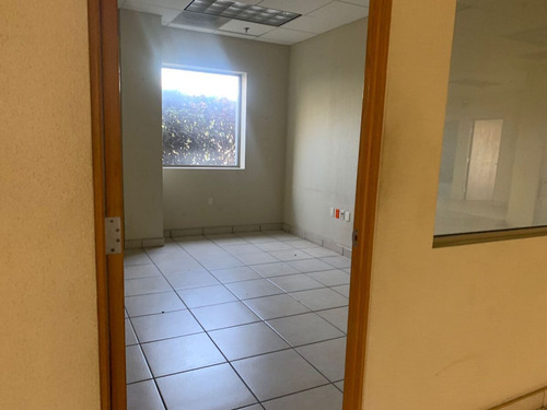 Edificio En Renta En Escobedo