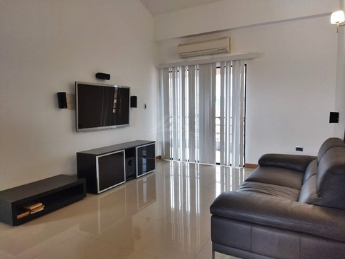 Imagen 2 de 13 de Vendo Apartamento Residencias La Datilera. Calle Arismendi Lechería