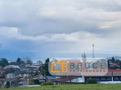Sitio Urbano De 3.289 M2 En Venta En Futrono Con Vista Lago