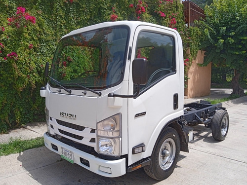 Isuzu Elf 100 2022 1.5 Toneladas 4 Cilindros Diesel