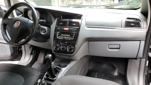 Fiat Linea Essence 1.8 Flex 2013