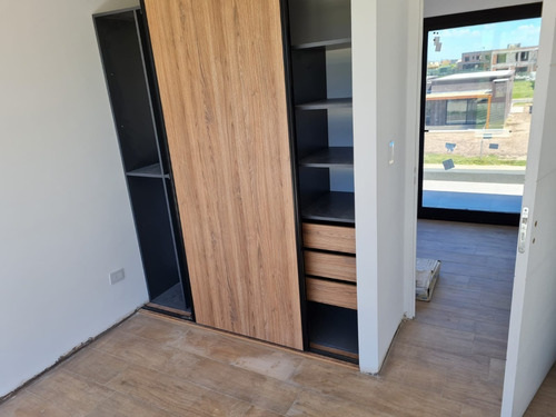 Imagen 11 de 17 de Hermosa Casa En Venta En Barrio Acacias, Puertos Del Lago