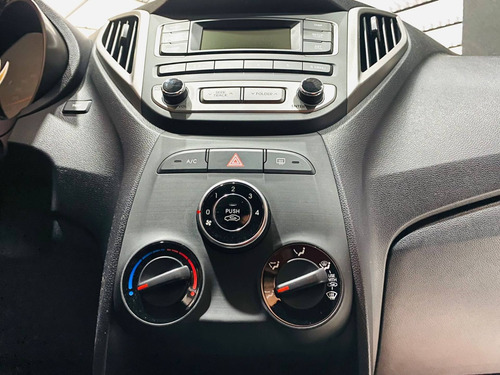 Imagem 14 de 15 de Hyundai Hb20 1.0 Comfort Plus 12v Flex 4p Manual
