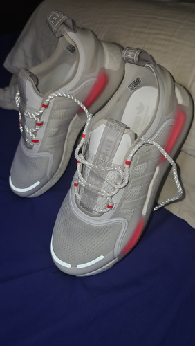 Zapatillas Adidas Nmd V3 Bizarrap Hombre Estándar (Usado)