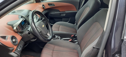 Imagen 9 de 12 de Chevrolet Sonic Lt Std Hatchback 2016