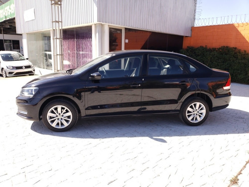 Volkswagen Vento 1.6 Confortline At