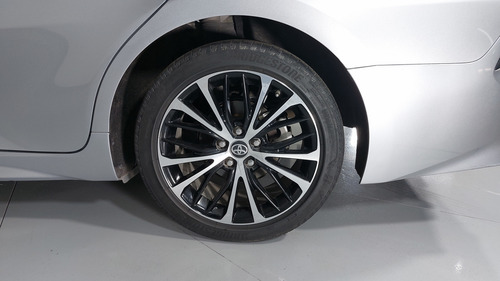 Toyota Camry 2.5 SE AUTO