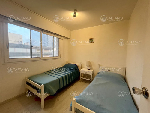 Venta Apartamento 3 Dormitorios. Penisnuala, Punta Del Este.