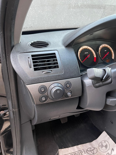 Chevrolet Vectra 2.0 MPFI GT HATCH 8V FLEX 4P MANUAL