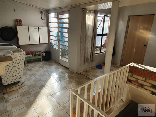 Imagem 3 de 15 de Casa Sobreposta Para Venda Em Mogi Das Cruzes, Jardim Aeroporto Iii, 3 Dormitórios, 1 Banheiro - 1029_1-2039199