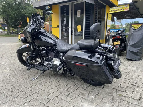 Harley Davidson 1966 Stree Glite 2006