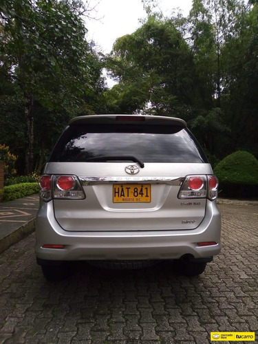 Toyota Fortuner 3.0 Sr5