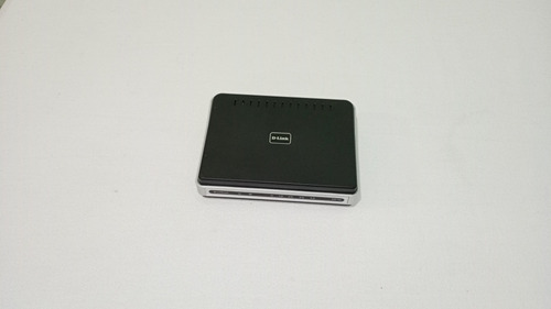 Router D-link 100 Para El Hogar (Usado)
