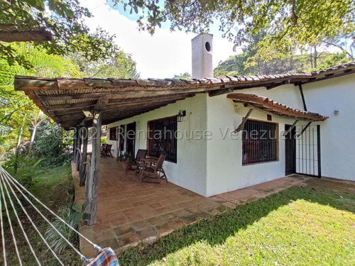 Espectacular Casa De Campo En Venta En La Colonia Tovar Clima Fresco De Montaña 5800 De Terreno Nela 24-763