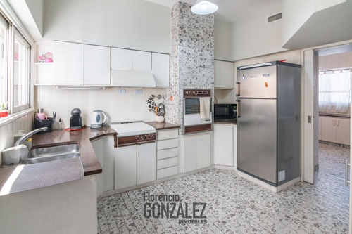 Venta Casa 4 Ambientes Jardin Parrilla Pileta Garaje