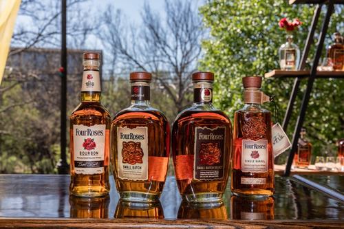 Imagen 3 de 7 de Whisky Four Roses Small Batch 750ml Bourbon