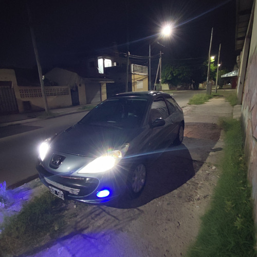 Peugeot 207 1.6 Sedan Xt Premium