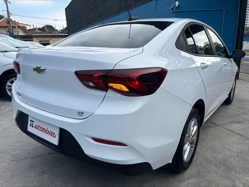 Chevrolet Onix plus 1.0 Lt 2 4P