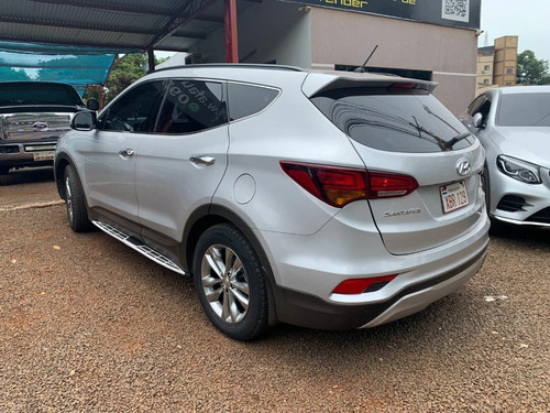 Imagen 3 de 5 de Hyundai Santa Fe 4x2