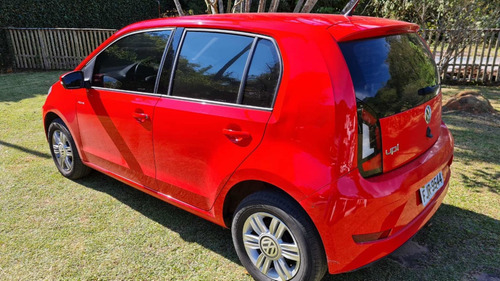 Imagem 3 de 11 de Volkswagen Up! 2018 1.0 Move 5p