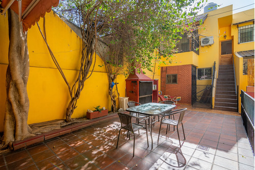Venta Ph Refaccionado 3 Ambientes Con Piscina Y Patio En Villa Real