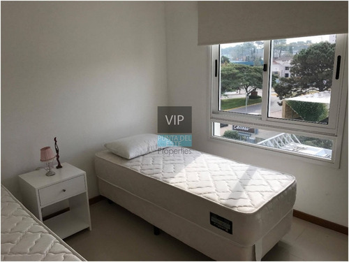 Apartamento En Aidy Grill, 2 Dormitorios Alquiler Anual - Ref: 240