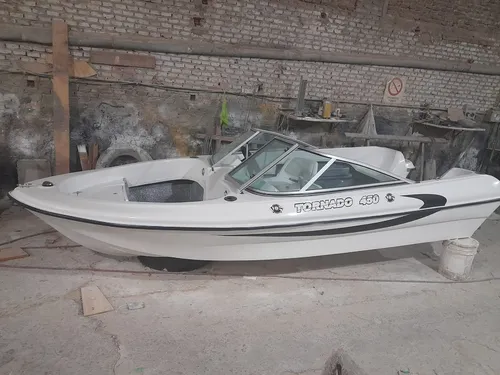 Lancha Tornado 450 Open Pescadora