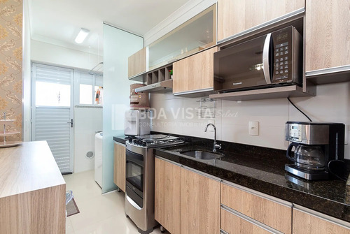 Imagem 3 de 14 de Lindo Apartamento 3 Quartos Em Bombinhas De Frente Troco