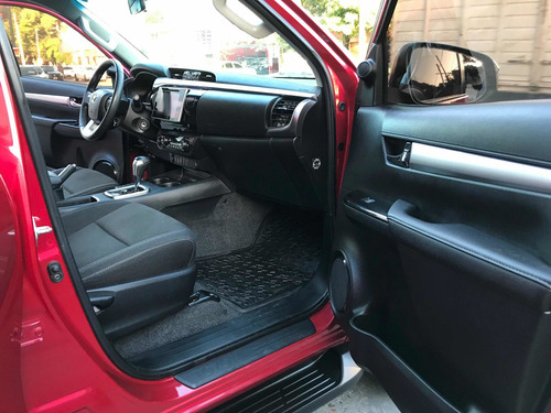 Toyota Hilux 2.8 Cd Srv 177cv 4x4 At 2017