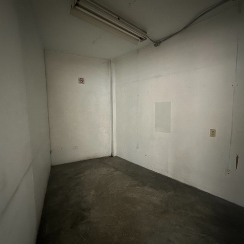 Oficinas Con Bodega En Renta / Guadalupe, Tlalpan-cdmx