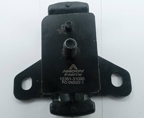 Base Motor Delantera Toyota Fortuner / Hilux / Kavak 