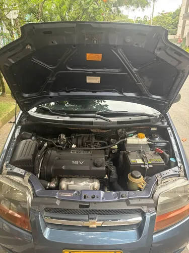 Chevrolet Aveo 1.6 Five