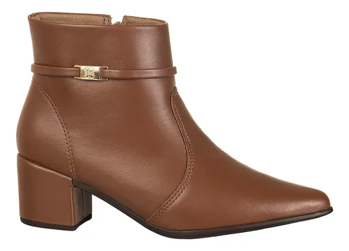 Bota Elegante com 33% de Desconto! 👢