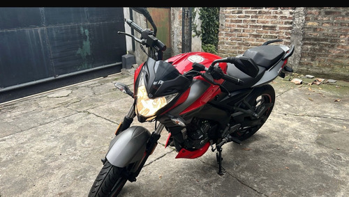 Rouser Ns 200 Año 2017 Impecable Estado.