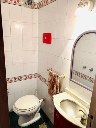 Venta: 2 Dormitorios C/ Dependencia Cocina Con Comedor Diario Torre Muy Luminoso