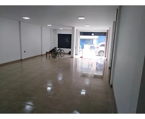 Local En Arriendo, Quirigua, Sector Comercial