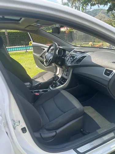 Hyundai Elantra 1.8 I35 Gl Mt