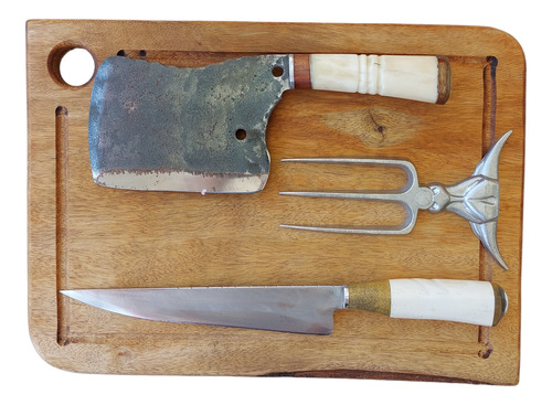 Set Asador Artesanal (tabla, Cuchillo, Garra De Oso Y Hacha)