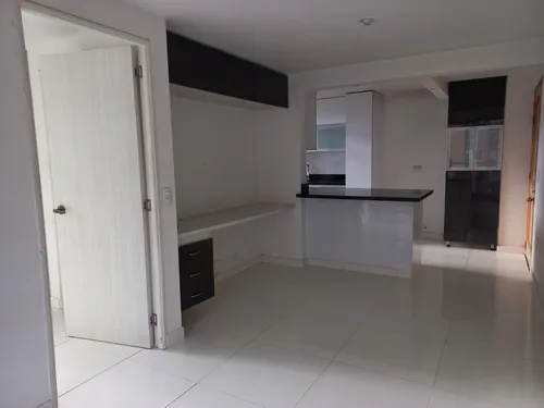 A La Venta Iluminado Y Confortable Aparta Estudio En Belén Loma De Los Bernal