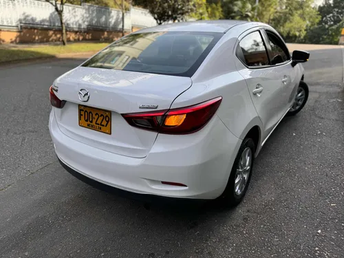 Mazda 2 1.5 Prime Sedan
