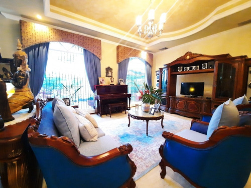 Imagen 2 de 8 de Majestuosa Casa En Alquiler, Urb. San Miguel, Maturín