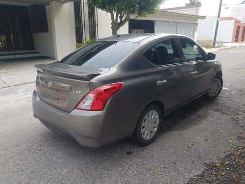 Imagen 4 de 14 de Nissan Versa 2017 1.6 Drive At