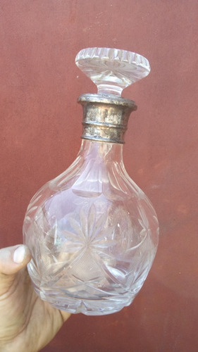 Antiguo Botellon Cristal Tallado Con Pico Metal Y Tapon