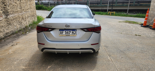 Nissan Sentra 2.0 Advance Cvt