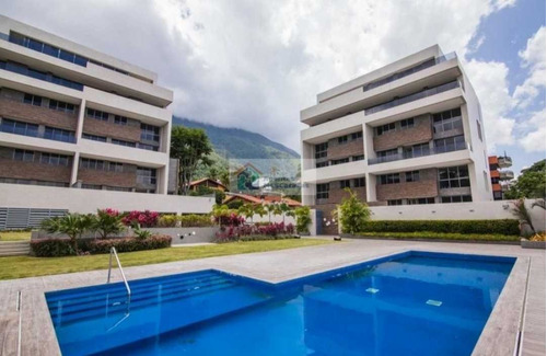 Imagen 1 de 15 de Altamira Vendo Bella Pb Duplex Con Jardín 600m2