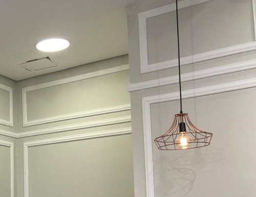 Imagem 1 de 9 de Boiserie De Isopor Com Acabamento Em Massa 20 Metros