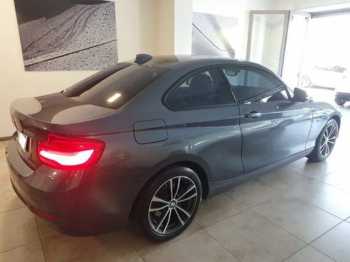 Imagen 4 de 7 de Bmw 220i Sport Coupe